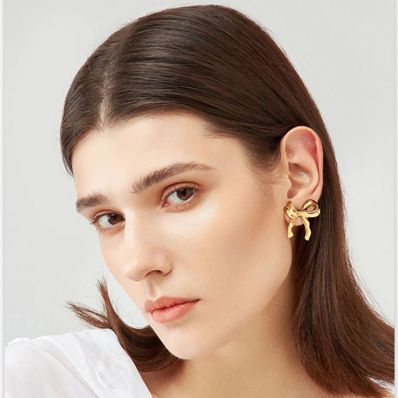 Right Grand Jewelry Gift Stainless Steel Gold Plated Bow Stud Earrings