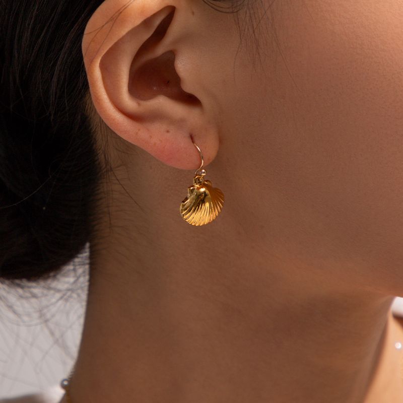 Right Grand Tarnish Free Waterproof Vintage Statement Ocean Jewelry Stainless Steel Gold Plated Sea Shell Drop Earrings