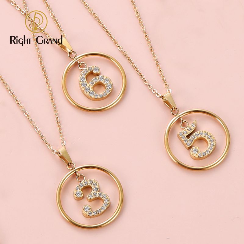 Right Grand Custom Non Tarnish Fashion Vintage Jewelry Gift Women Stainless Steel Gold Plated Number Necklace