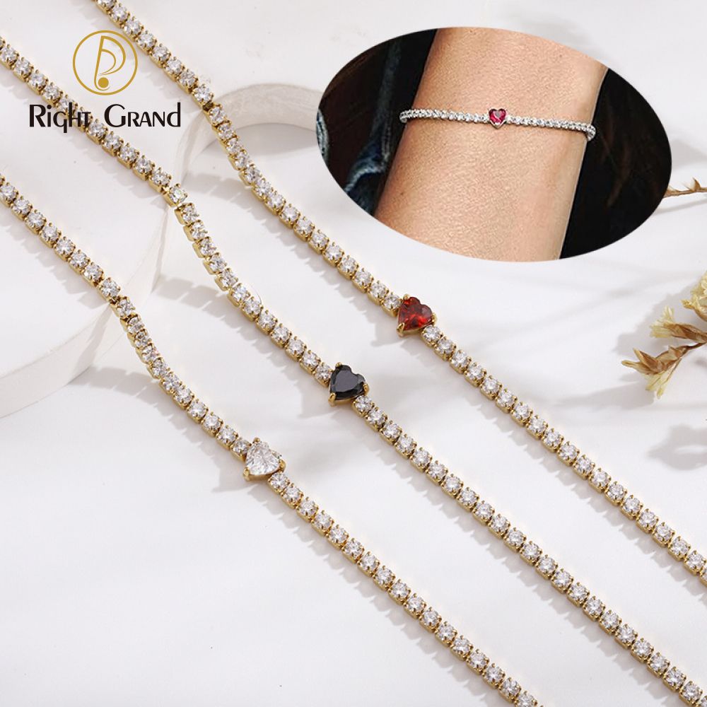 Right Grand Fashion Luxury Non Tarnish Stainless Steel Jewelry 18K Gold Plated Heart Zircon Tennis Bracelet