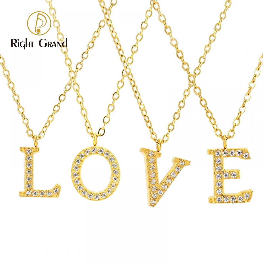 Right Grand Popular Fashion Non Tarnish Jewelry Cubic Zirconia Stainless Steel 18K Gold Plated Custom Initials Letter Necklace