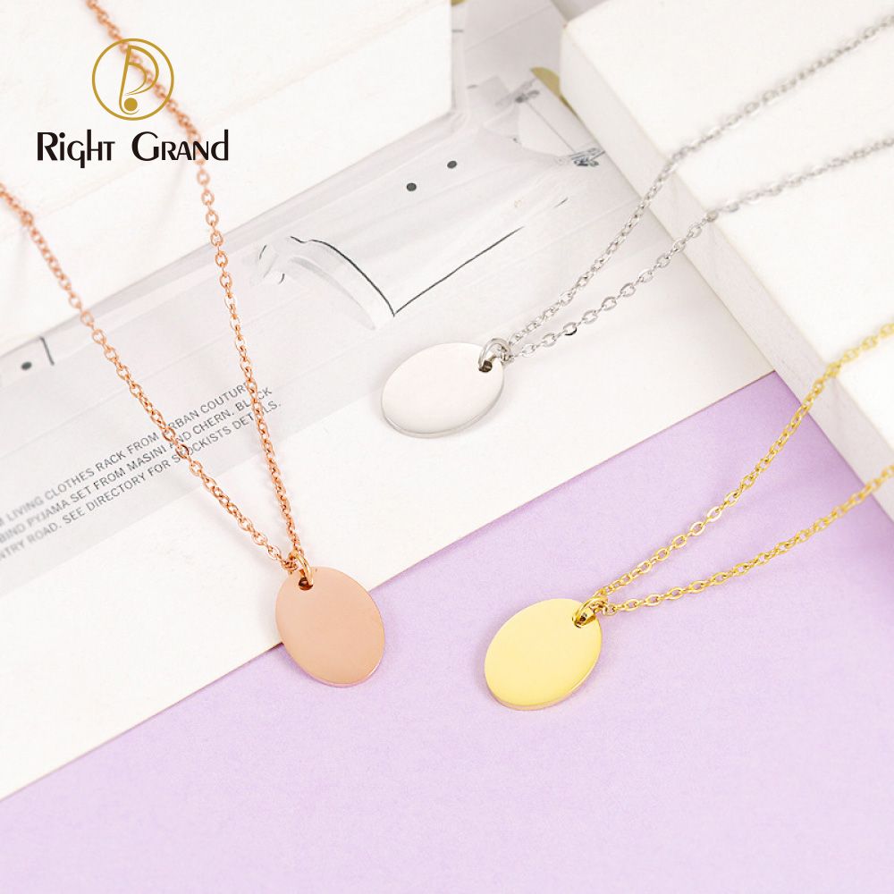Right Grand Fashion Jewelry Engraving Logo Oval Pendant 18K Gold Plated Custom Stainless Steel Necklace