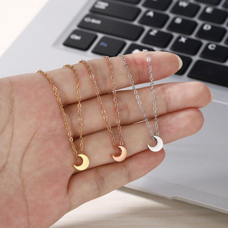 Right Grand Fashion Jewelry Dainty Cute Girls Gift Stainless Steel Gold Plated Tiny Crescent Moon Pendant Necklace