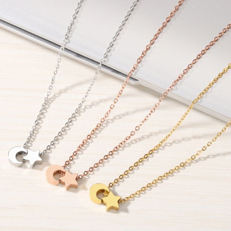 Right Grand Fashion Jewelry Stainless Steel Gold Plating Choker Hollow Out Star Moon Charm Pendant Necklace
