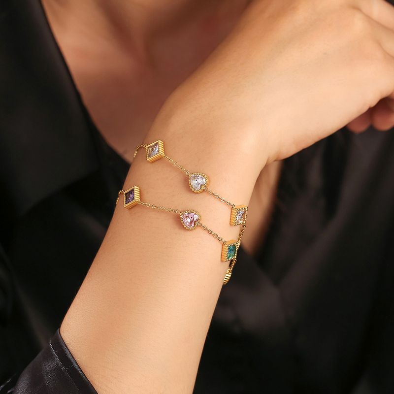 Right Grand Dainty Women Luxury Jewelry Waterproof Non Tarnish Pvd Gold Plated Stainless Steel Love Heart Shape Zircon Bracelet