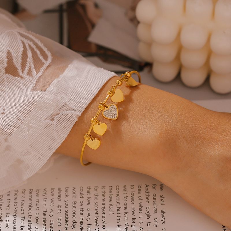 Right Grand Fashion No Fade Women Jewelry Waterproof Stainless Steel Gold Plated Diamond Crystal Love Heart Charm Bangle Bracelet