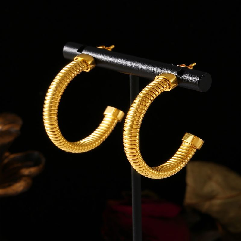 Right Grand Fashion Non Tarnish Pvd Gold Plated Jewelry Hypoallergenic Thick Elastic C Shape Stainless Steel Chunky Hoop Earrings