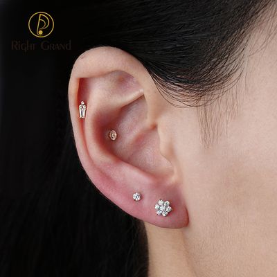 Right Grand ASTM F136 Titanium 16G Internal Thread  Tiny Flower CZ Stud Earring Tragus Helix Rook Conch Labret Stud Flat back Cartilage Piercing