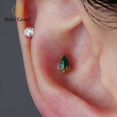 Right Grand ASTM F136 Titanium 16G Internal Thread Pear Moss Agate Flat Back Labret Stud Natural Stone Cartilage Earring Helix Tragus Piercing