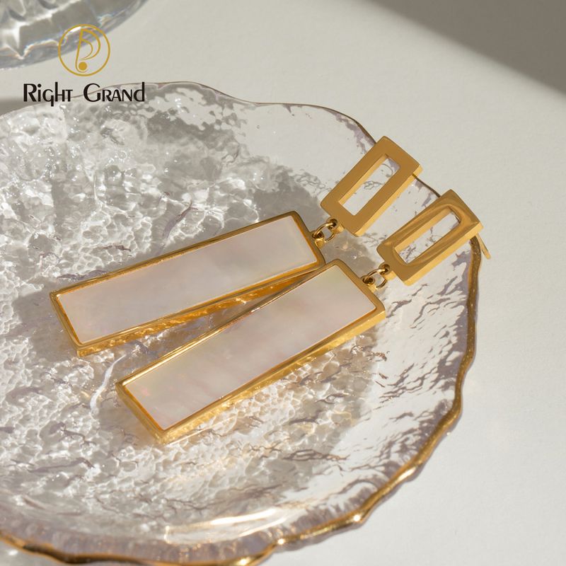Right Grand Fashion Jewelry Earrings Stainless Steel 18k Plated Gold Waterproof Rectangle Shell Earrings