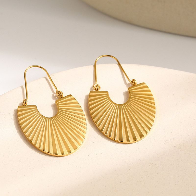 Right Grand Fashion Bohemia Style Flat Earrings Stainless Steel 18k Gold Plated Sector Rib Statement Earrings