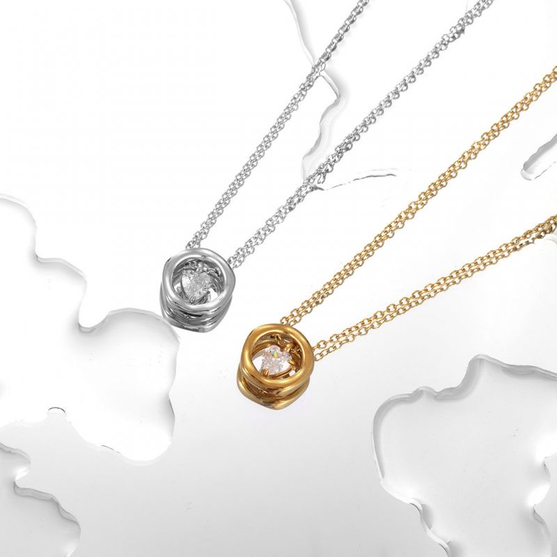 Right Grand Stainless Steel Woman Fashion Chains Minimalist Waterproof Hollow Zircon Pendant Gold Plated Necklaces