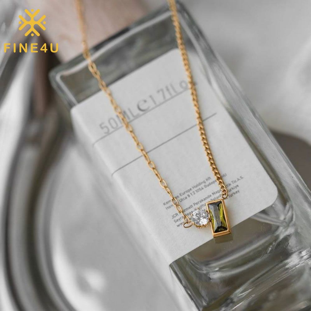 Right Grand Dainty Elegant New Arrival 2025 Stainless Steel Olive Green Rhinestone Natural Stone Crystal Necklace