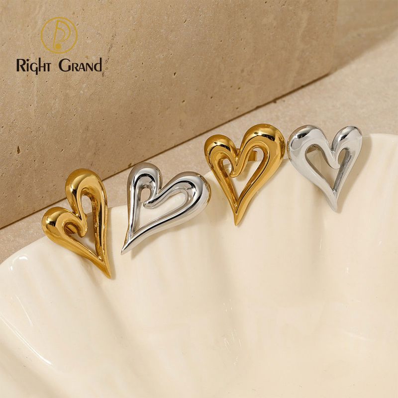 Right Grand Fashion Jewelry Stainless Steel 18K Gold Plated Love Heart Stud Earrings
