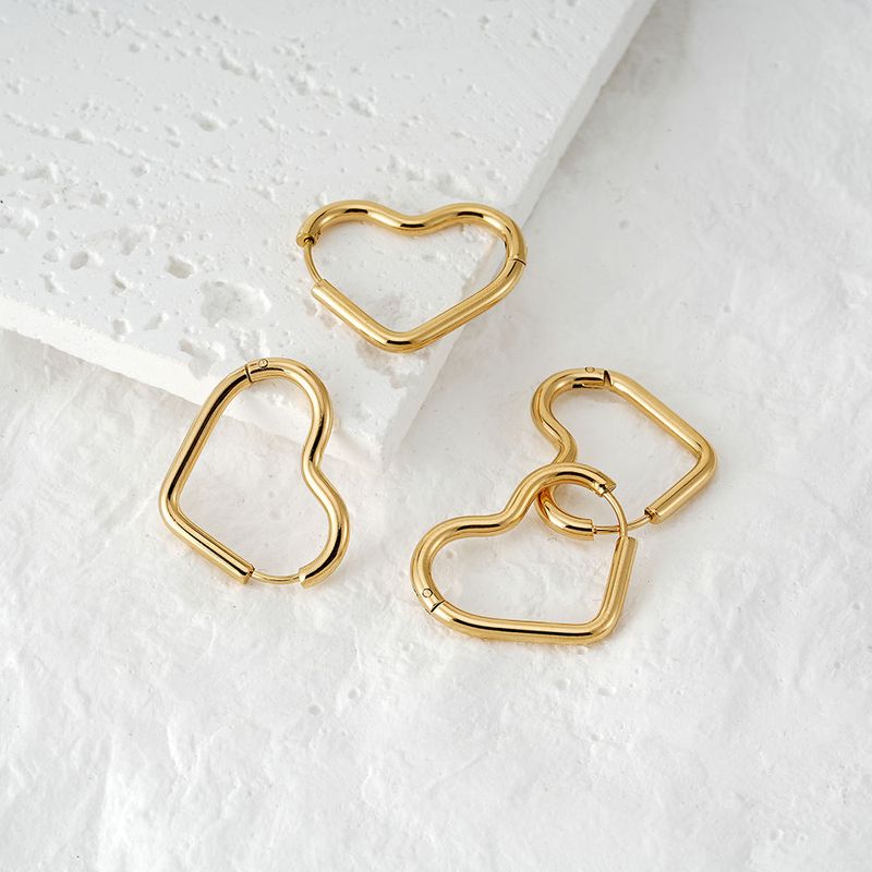Right Grand Stainless Steel Heart-Shaped Huggie Hoop Earrings for Women Waterproof Hypoallergenic Trendy Available Hoop Earrings