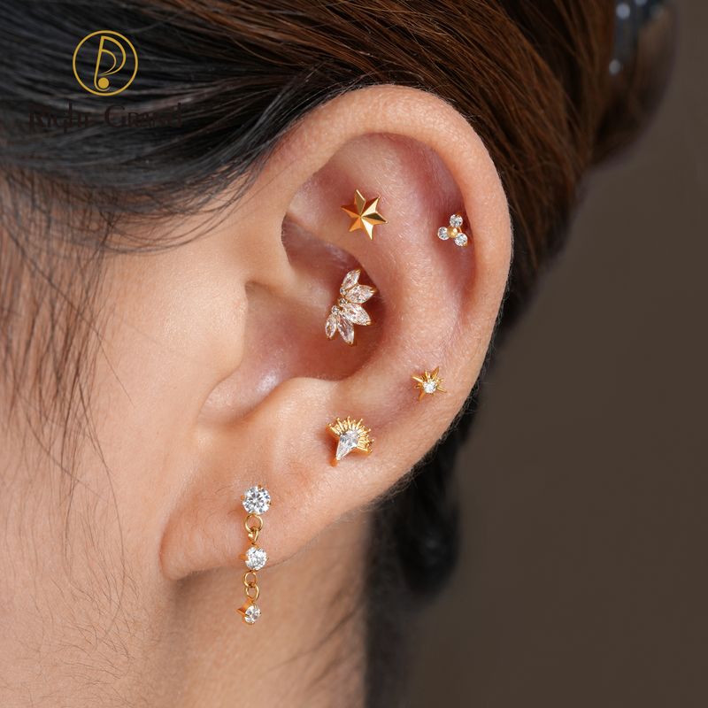 Right Grand ASTM F136 Titanium Internal Thread Spark Burst Kite Cubic Zirconia Flat Back Stud Earring 16G Helix Tragus Cartilage Lip Piercing