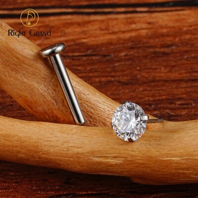 Right Grand ASTM F136 Titanium 18G/16G Threadless Push Pin Labret Stud CZ Cartilage Earring Helix Tragus Nose Stud Piercing