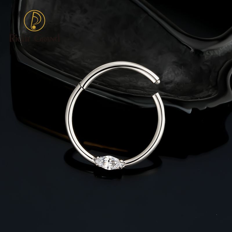 Right Grand ASTM F136 Titanium 16G Single Marquise CZ Hinged Clicker Segment Hoop Ring Daith Earring Septem Nose Piercing