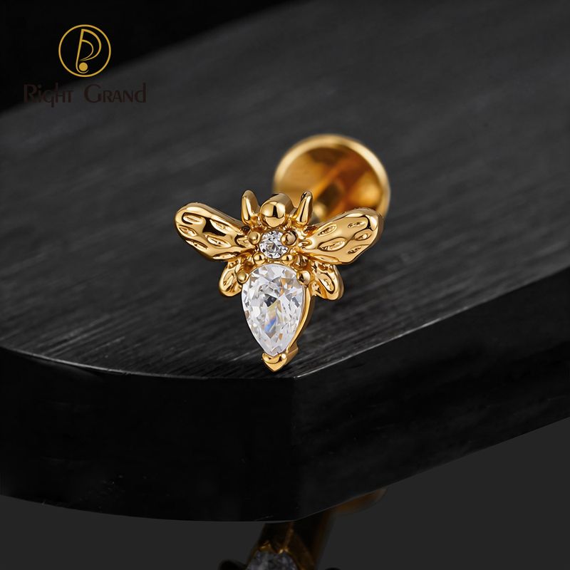 Right Grand Titanium Internal Thread Bee Drop Black CZ Labret Ring 16G Flat Back Cartilage Stud Earring Conch Helix Lip Piercing Jewelry