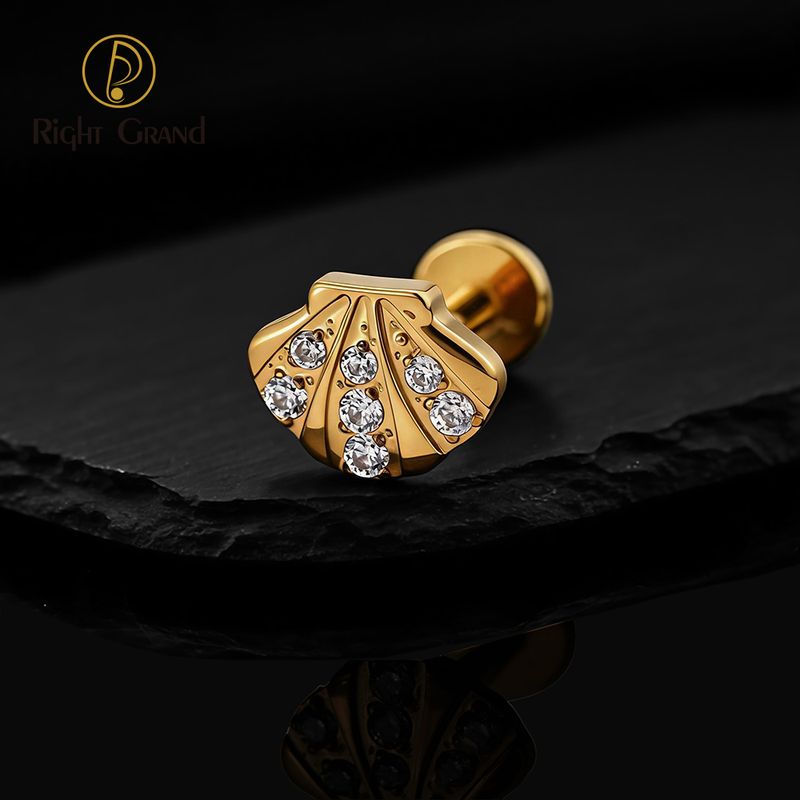 Right Grand Titanium Internal Thread Seashell CZ Labret Ring 16G Flat Back Cartilage Stud Earring Conch Helix Lip Piercing Jewelry