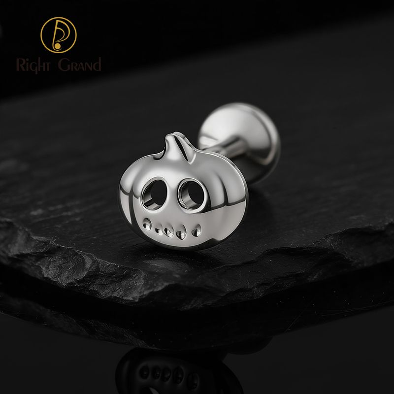 Right Grand Titanium Internal Thread Halloween Pumpkin Ghost Punk Labret Ring 16G Flat Back Cartilage Stud Earring Conch Helix Lip Piercing Jewelry