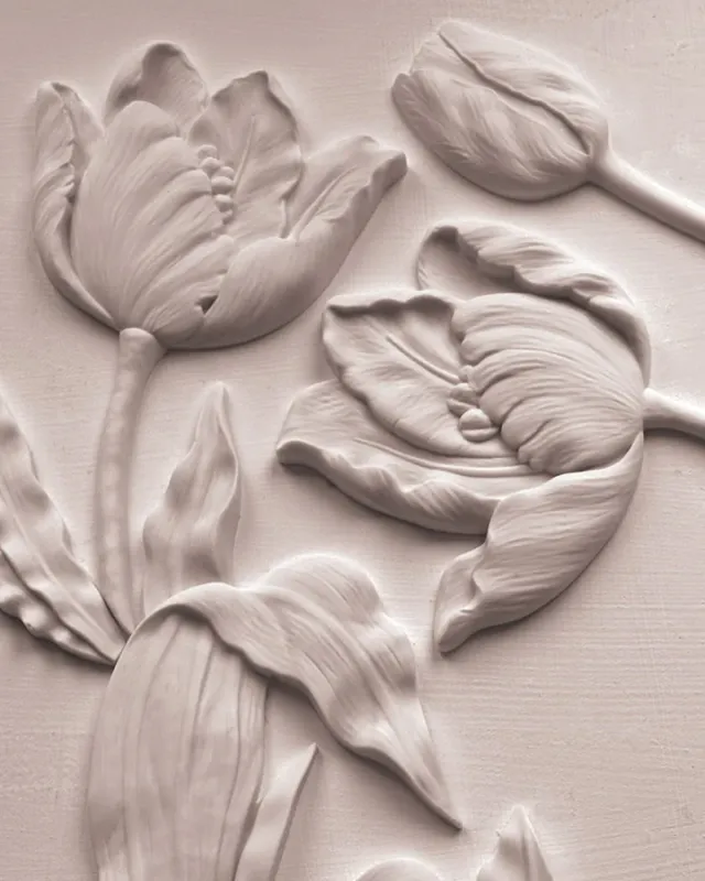 Tulips decor mould