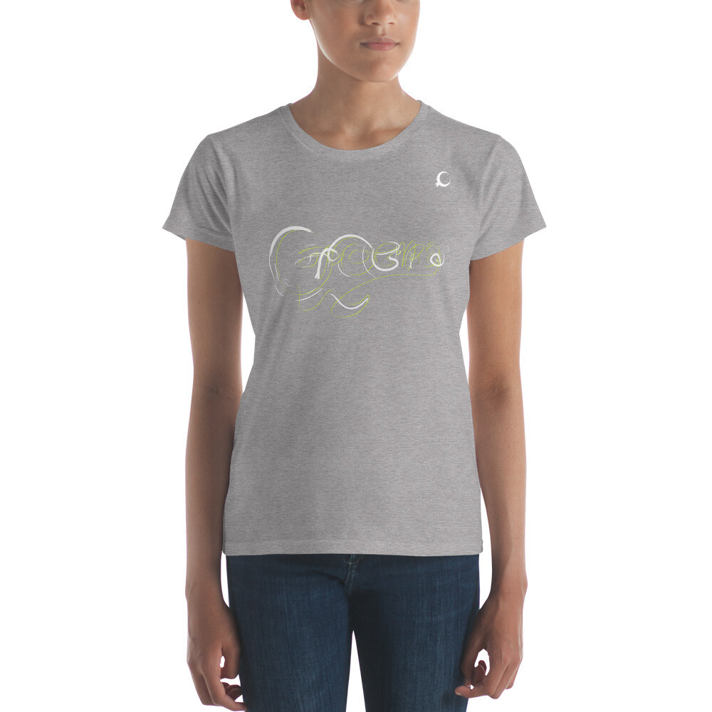 Women&#39;s short sleeve t-shirt