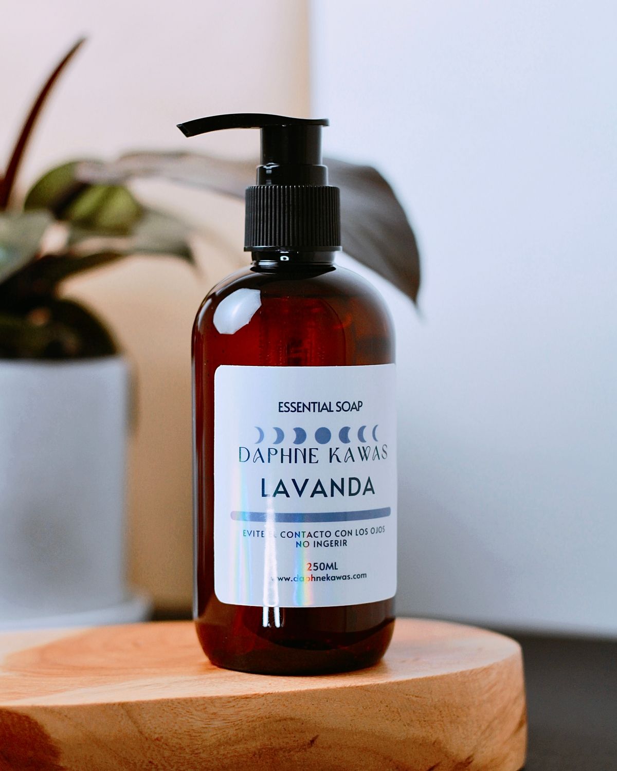 Essence Soap Lavanda