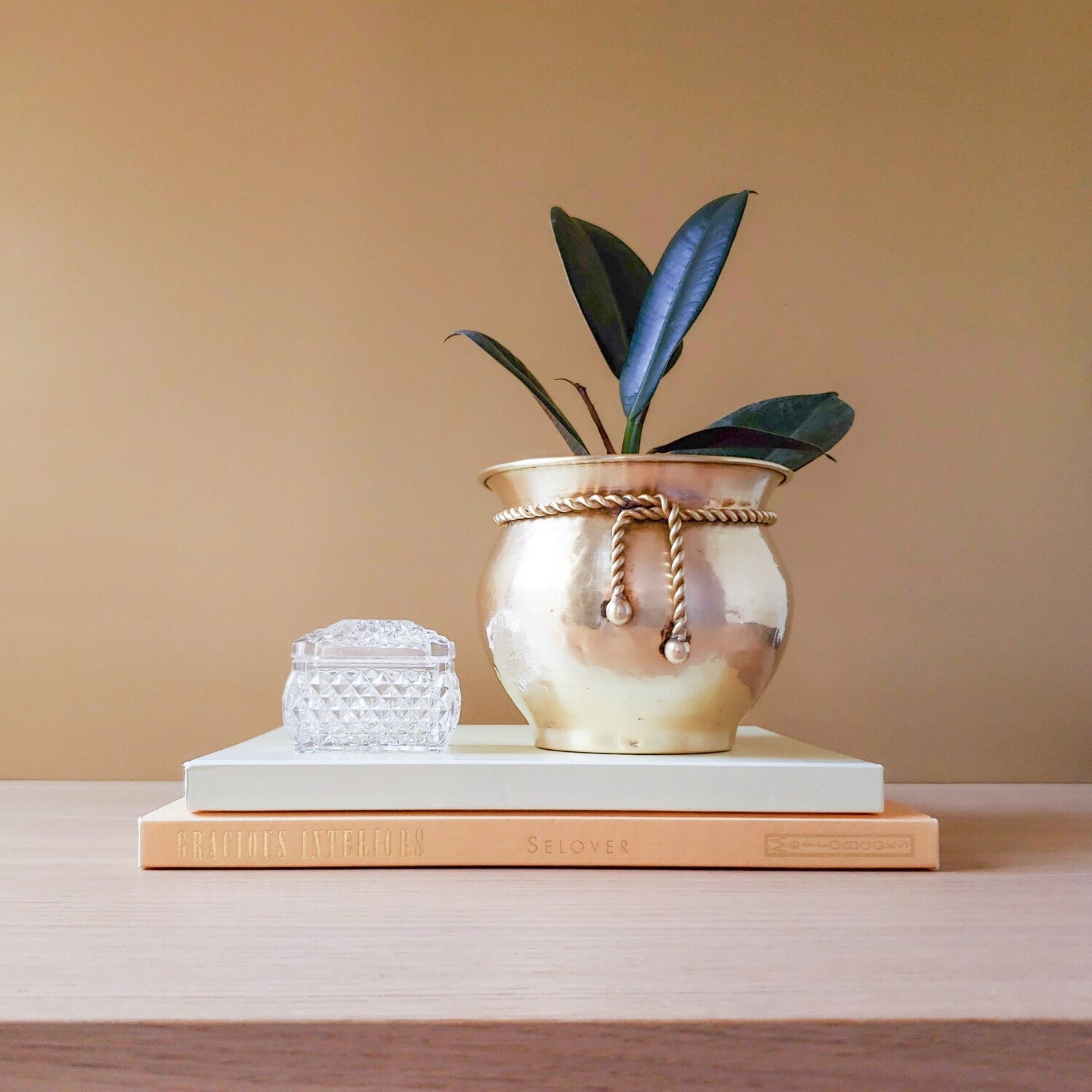 Vintage Hammered Brass &amp; Tassel Cachepot | Rounded