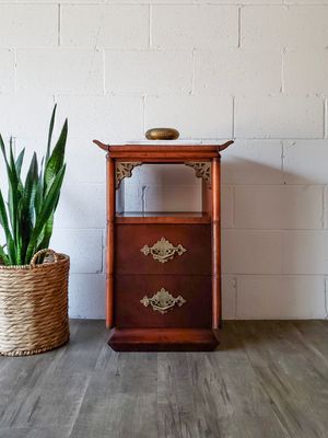 Vintage Mahogany Chinoiserie Style 2-Drawer Nightstand / End Table by Williamsport Furniture