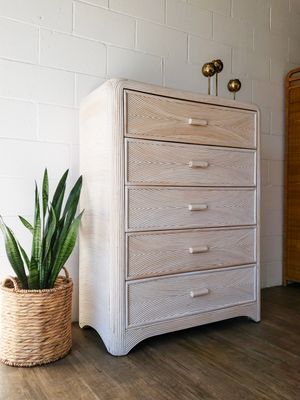 Vintage Whitewashed Split Reed Rattan 5-Drawer Chest | Coastal | Postmodern