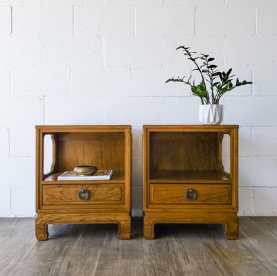Set of (2) Vintage Davis Cabinet Co Teakwood Chinoiserie Style Nightstands
