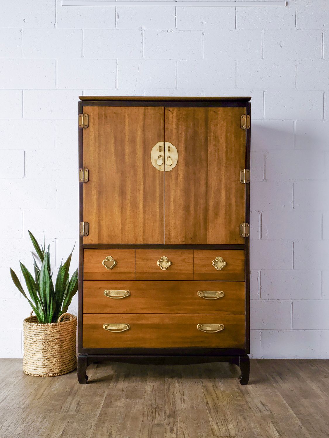 Vintage Lane Chinoiserie Style Armoire