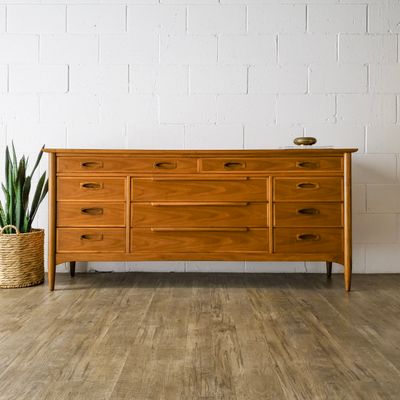 Vintage Mid-Century Modern Walnut Dresser w/ Burl Wood Pulls by Heritage