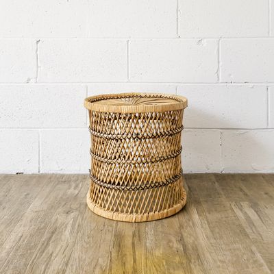 Vintage Round Wicker Stand in the Style of Emmanuelle Peacock | Side Table | Ottoman