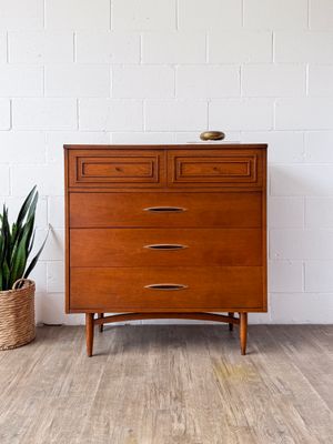Vintage Mid-Century Modern Broyhill Premier Sculptra 5-Drawer Tallboy Dresser