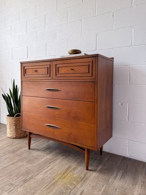 Vintage Mid-Century Modern Broyhill Premier Sculptra 5-Drawer Tallboy Dresser