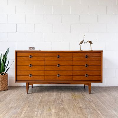 Vintage Mid-Century Modern Mainline by Hooker Walnut 9-Drawer Dresser