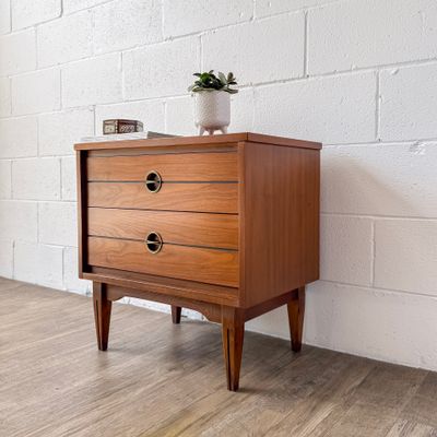 Vintage Mid-Century Modern Mainline by Hooker Walnut 2-Drawer Nightstand
