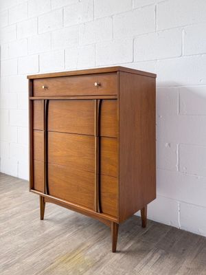 Vintage Mid-Century Modern Bassett Context 4-Drawer Walnut Tallboy Dresser w/ Starburst Rosewood Inlay, Brass Knobs &amp; Sculptural Pulls | Circa 1960