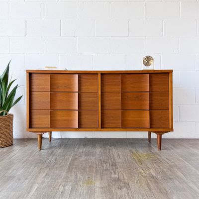 Vintage Mid-Century Modern Johnson Carper Delray Walnut &amp; Formica Top 6-Drawer Lowboy Dresser