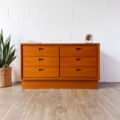 Vintage Danish Modern Teak 6-Drawer Lowboy Dresser w/ Rosewood Accented Recessed Pulls in the Style of EMC Møbler