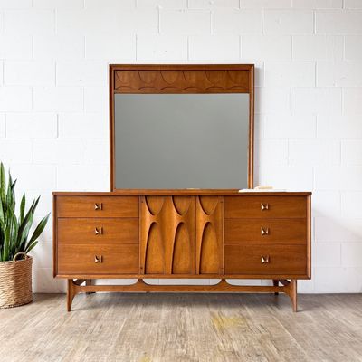 Vintage Mid-Century Modern Broyhill Brasilia Walnut 9-Drawer Lowboy Dresser w/ Mirror
