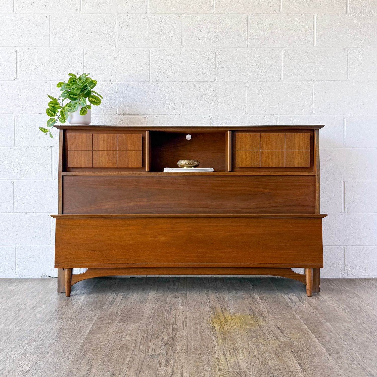 Vintage Mid-Century Modern Ballman-Cummings Walnut Storage Full Headboard &amp; Footboard Set