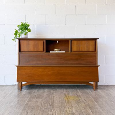 Vintage Mid-Century Modern Ballman-Cummings Walnut Storage Full Headboard &amp; Footboard Set
