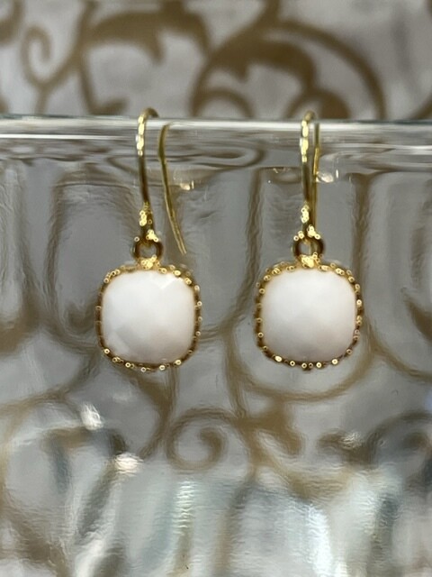 Laalee Dainty Earrings White Opal &amp; Gold