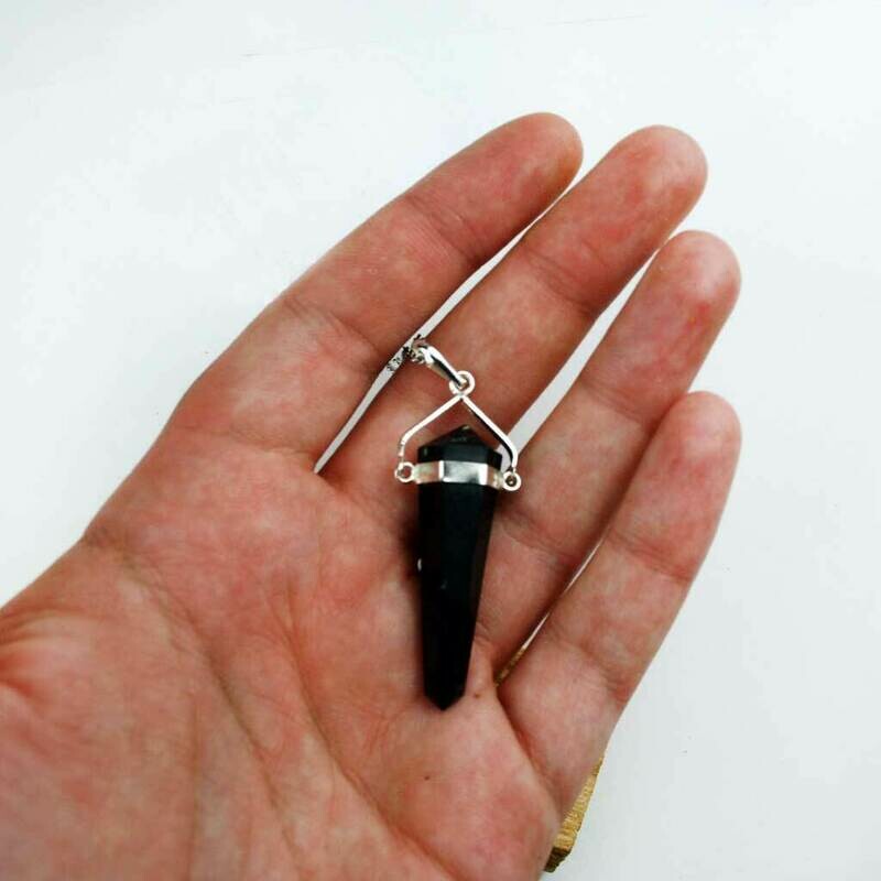 Colgante biterminado de shungit