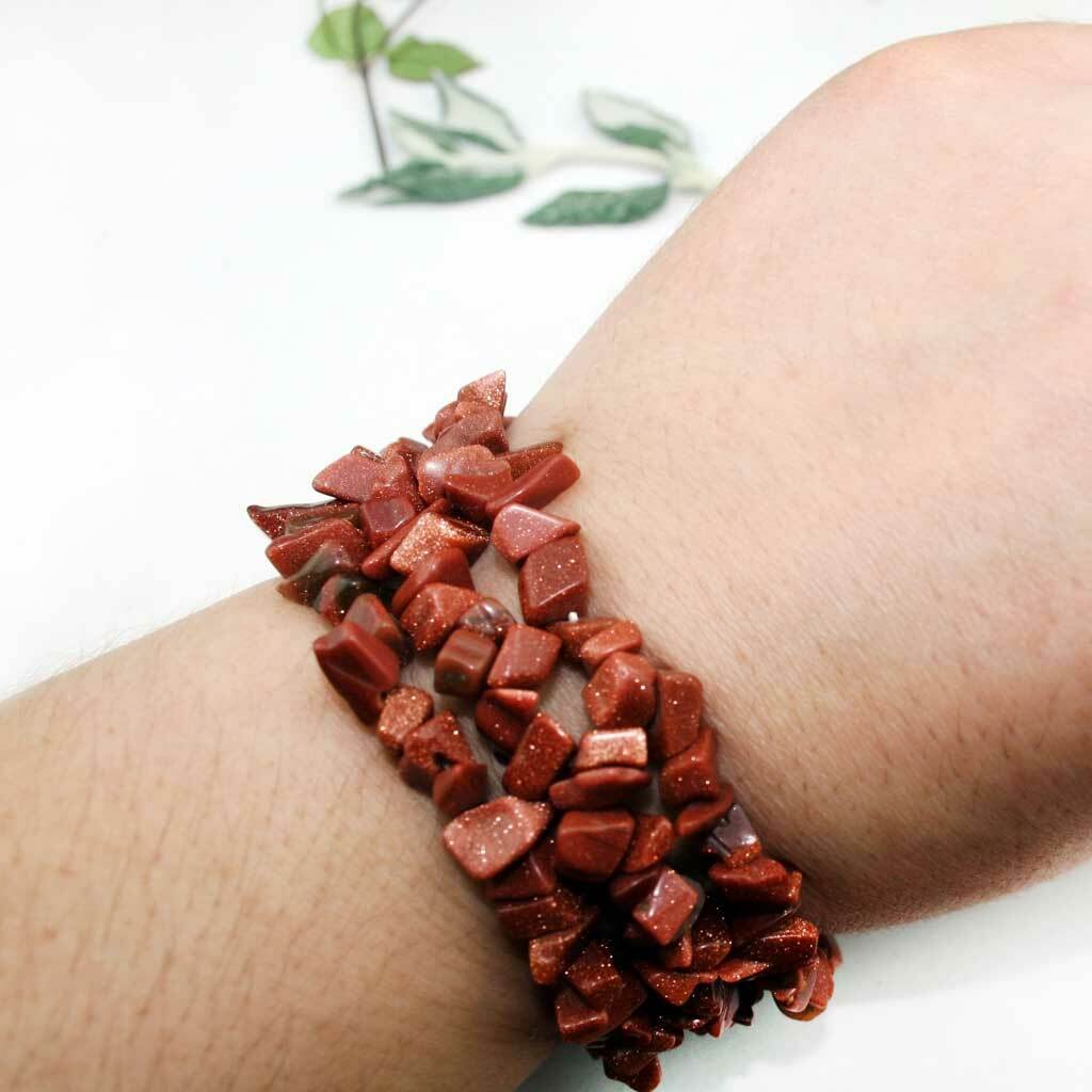 Pulsera elástica chip de Aventurina marrón