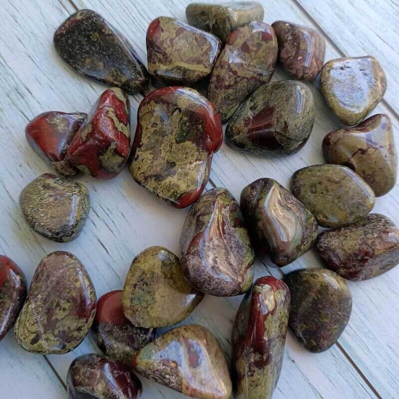 Rodado de piedra dragón mediano