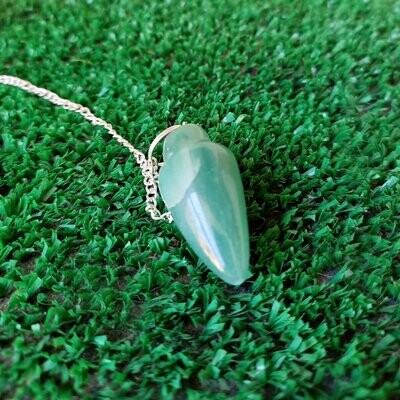Péndulo gota de cuarzo verde